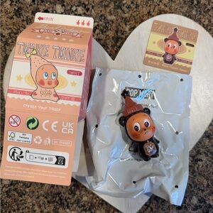 Pop Mart Twinkle Twinkle - Create your taste series *Black pepper sauce*